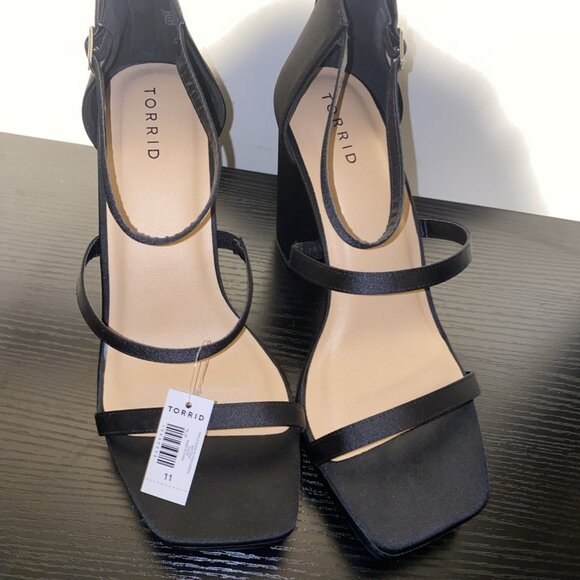 Torrid 11W Black Satin Strappy High Heel - Picture 1 of 8